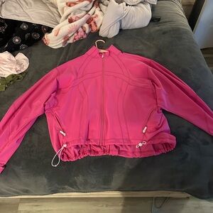 Lululemon relaxed define jacket size 4 in sonic pink